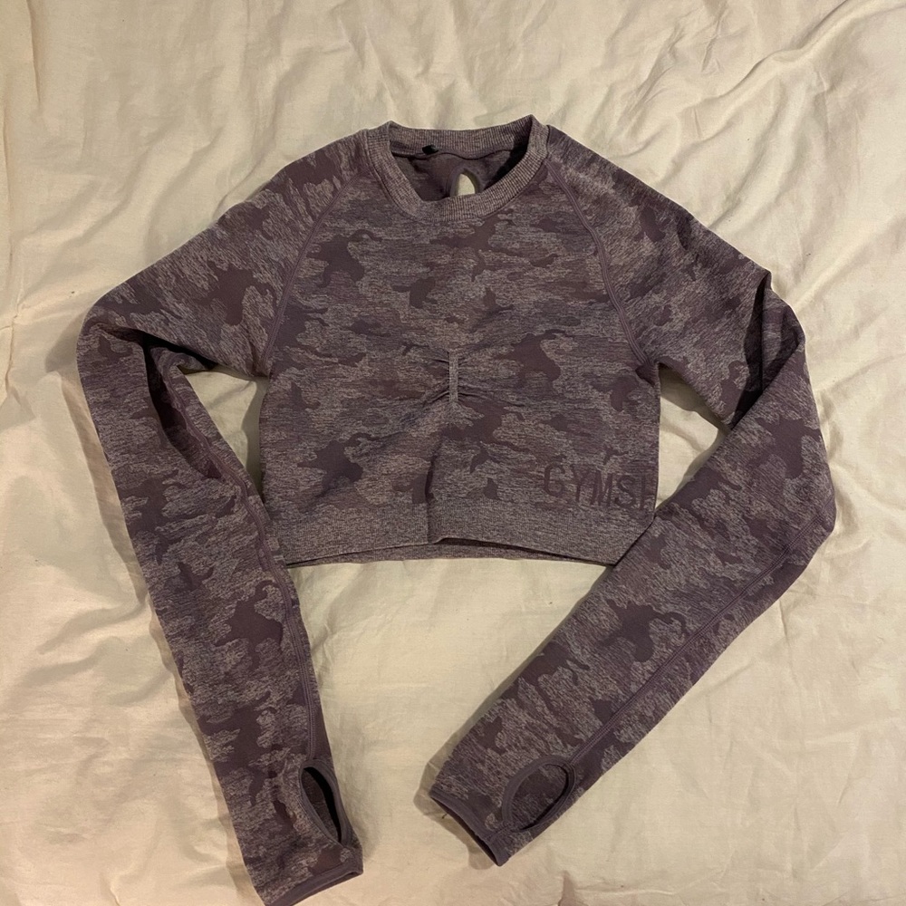 Long sleeve crop top